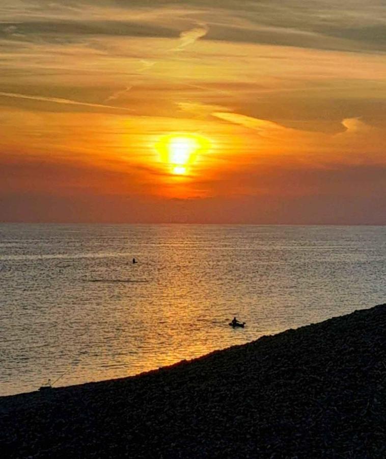 Sea View Cottage In Dorset, Portland Buitenkant foto